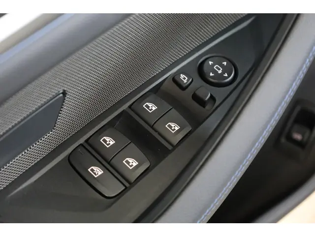 BMW i4 eDrive40 2025 Elektrisch 23