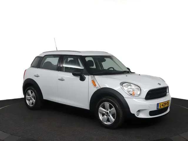 MINI Countryman Mini 1.6 D One Pepper 2016 Diesel 3