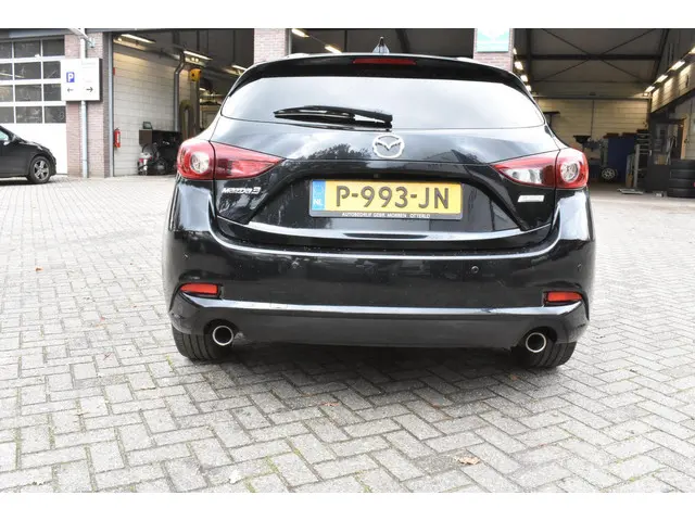 Mazda 3 2.0 SkyActiv-G 120 SkyLease+ 2017 Benzine 5