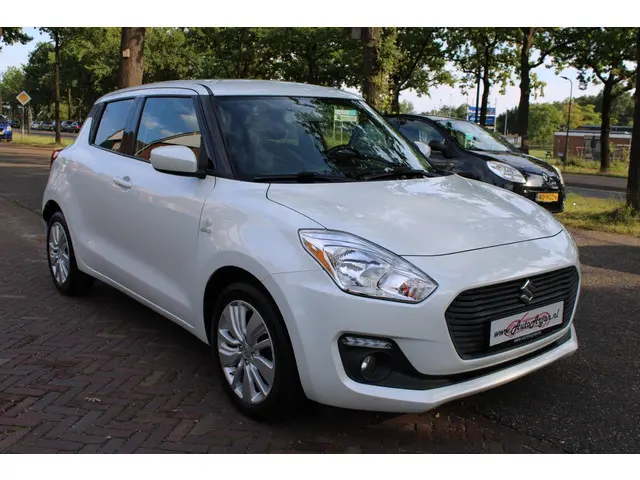 Suzuki Swift 1.2 Business Edition 2017 Benzine 6