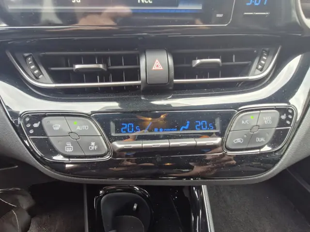 Toyota C-HR veel opties limited edition 2016 Benzine 19