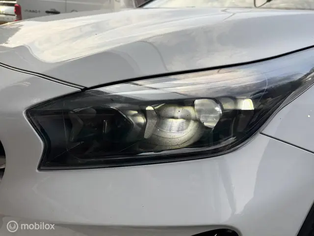 Kia XCeed 1.5 T-GDi DynamicPlusLine 2023 Benzine 36