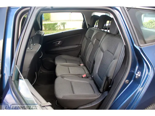 Renault Grand Scénic 1.2 TCe Zen 2017 Benzine 12