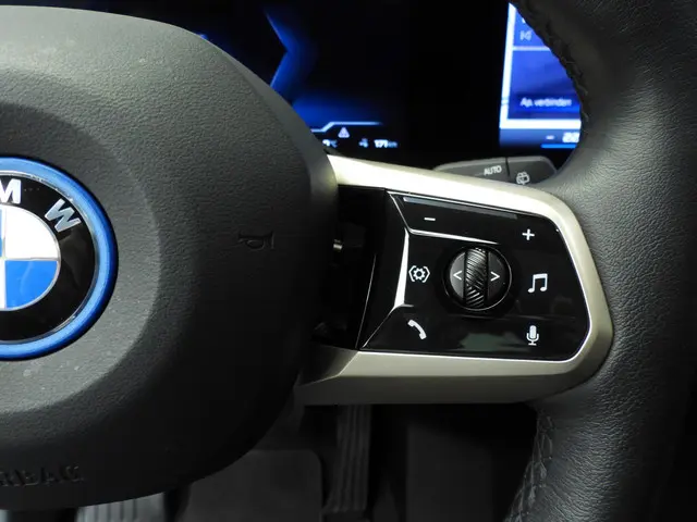 BMW iX M60 2023 Elektrisch 14