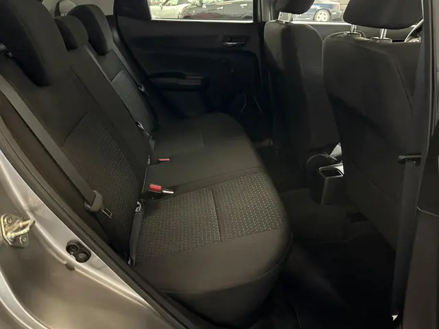 Suzuki Swift 1.2 Select Smart Hybrid 2021 Benzine 26