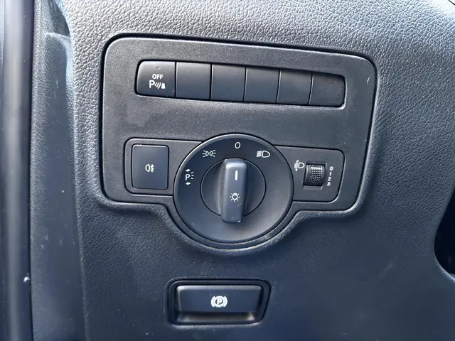 Mercedes-Benz Vito 116 CDI Lang 2019 Diesel 23