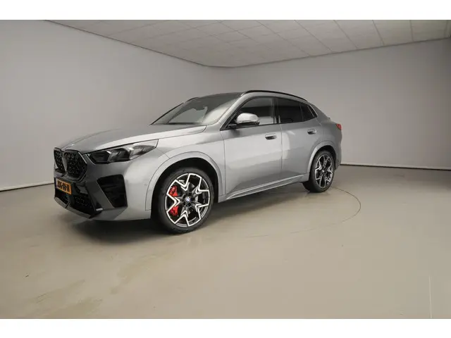 BMW X2 sDrive 20i 2026 Benzine 49