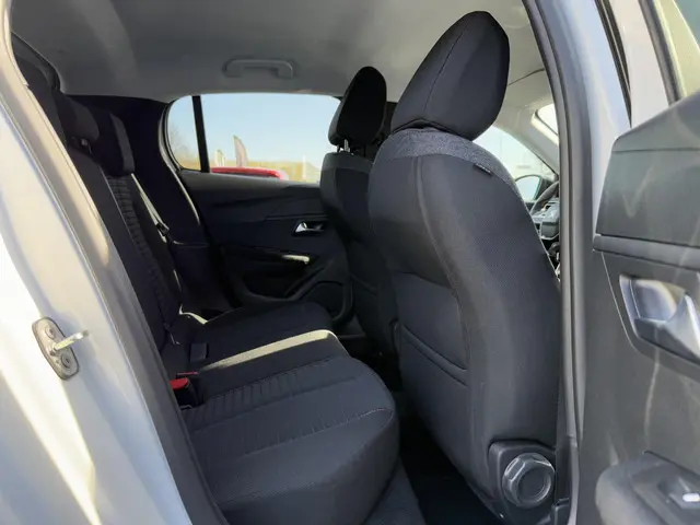 Peugeot e-208 EV Active Pack 50 kWh 2022 Elektrisch 9
