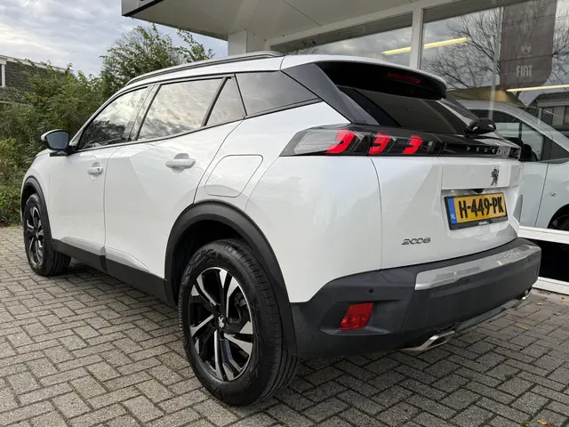 Peugeot 2008 1.2 PureTech Allure 2020 Benzine