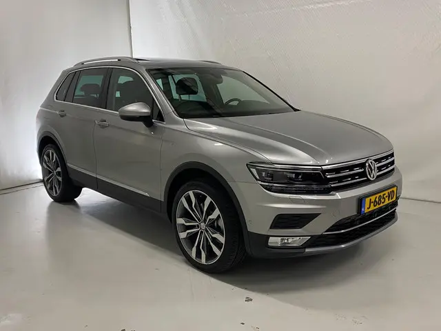 Volkswagen Tiguan 2.0 TSI 4Motion Highline 2016 Benzine 15
