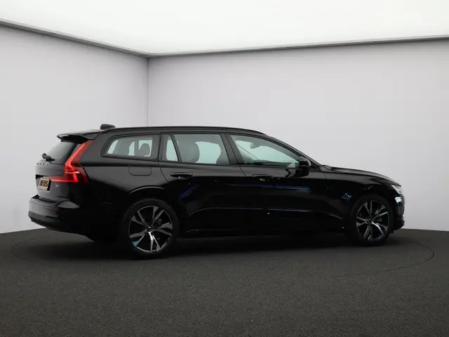Volvo V60 B4 197PK Essential Edition 2025 Benzine 20