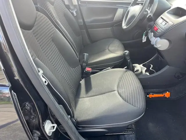 Peugeot 107 1.0 Active AIRCO -NAP 2013 Benzine 18