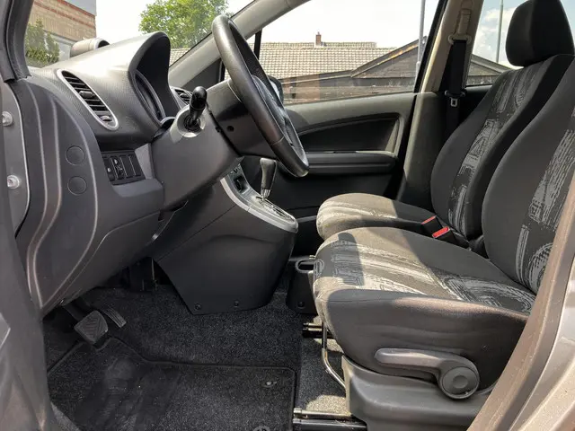Opel Agila 1.2 Edition 2014 Benzine 4