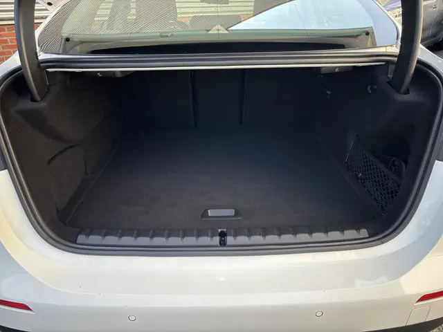 BMW 2 Serie Gran Coupé 218i Executive 2021 Benzine 24