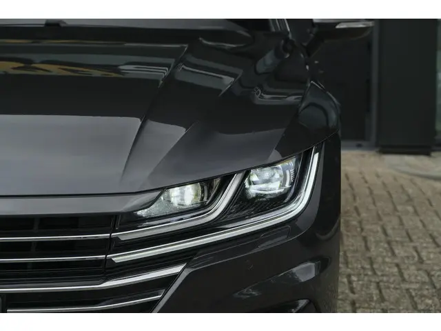 Volkswagen Arteon 1.5 TSI R-line 150pk 2018 Benzine 47