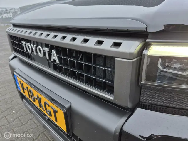 Toyota Land Cruiser 250 2.8 D-4D Executive 2024 Diesel 12