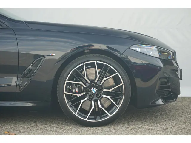 BMW 8 Serie Coupé 840i 2024 Benzine 6
