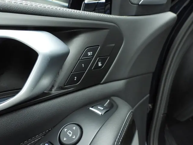 BMW X5 xDrive50e 2025 Hybride Benzine 25