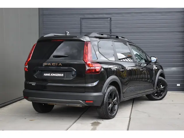 Dacia Jogger Hybrid 140 Extreme 2025 Hybride Benzine 3