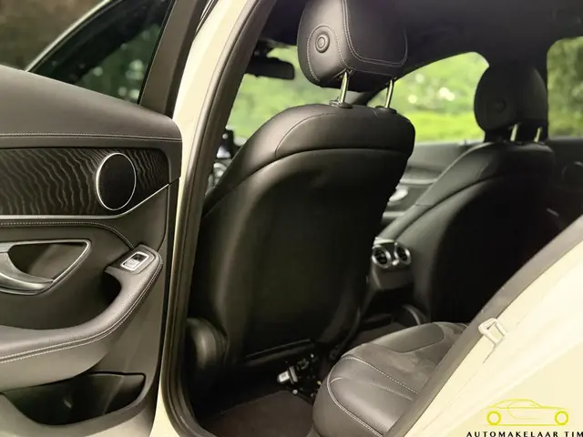 Mercedes-Benz C-Klasse Estate AMG 63 2016 Benzine 34