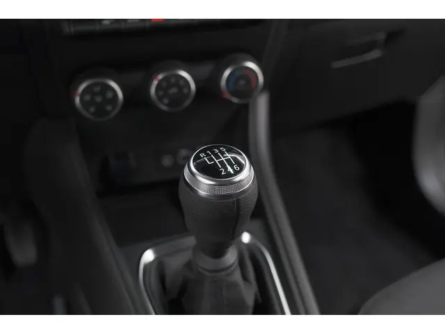 Renault Captur TCe 90 Evolution 2023 Benzine 39