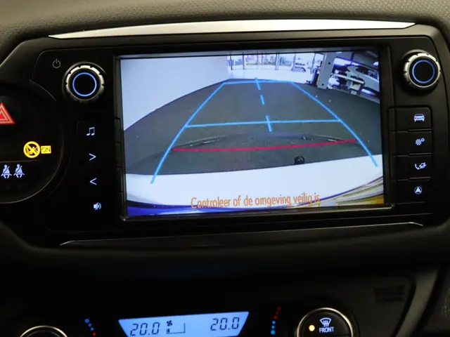 Toyota Yaris 1.5 Hybrid Aspiration 2015 Hybride Benzine 35