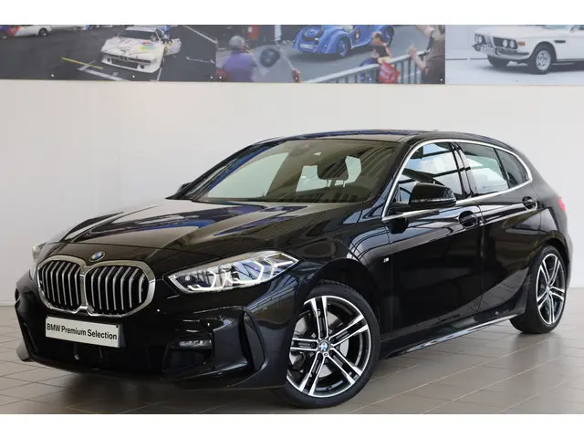 BMW 1 Serie 5-deurs 120i 2021 Benzine 27