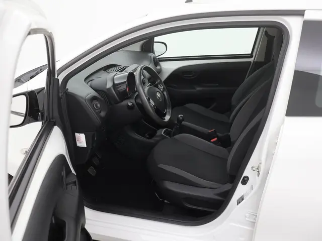 Toyota Aygo 1.0 VVT-i x-fun 2021 Benzine 10