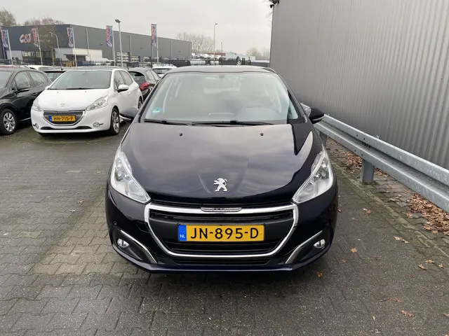 Peugeot 208 1.2 PureTech Blue Lion 2016 Benzine 7