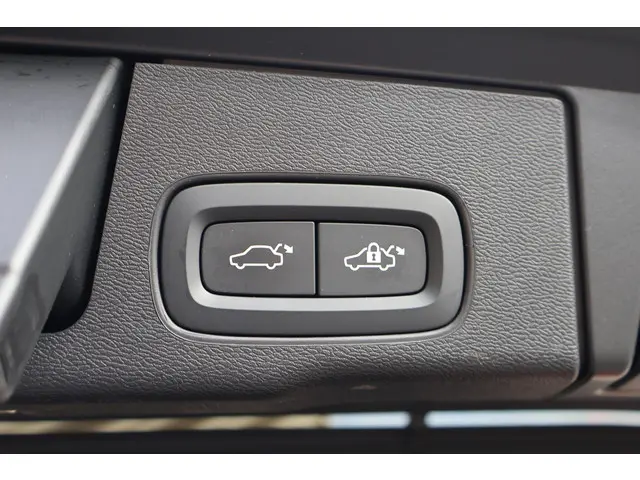 Volvo XC60 B4 Inscription 2021 Benzine 32