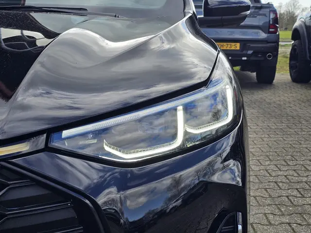 Ford Kuga 2.5 FHEV ST-Line X 2024 Hybride Benzine 29