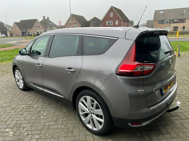 Renault Grand Scénic 1.3 TCe Bose 2018 Benzine 4