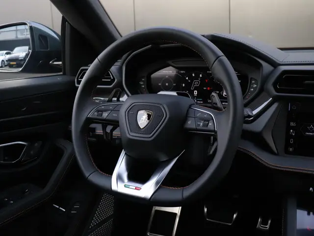 Lamborghini Urus 4.0 V8 Hybrid SE 2026 Hybride Benzine 28