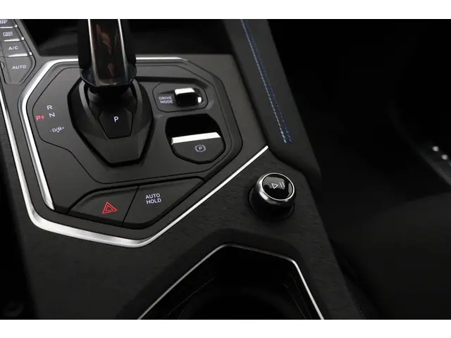 Lynk & Co 01 1.5 PHEV 2025 Hybride Benzine 39