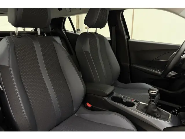 Peugeot 2008 1.2T Allure 2020 Benzine 13