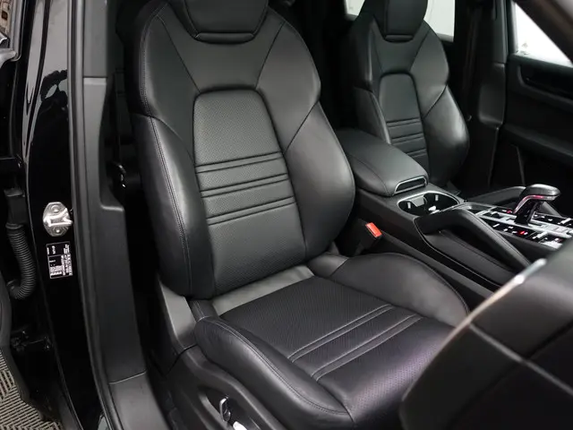 Porsche Cayenne Coupé 3.0 E-Hybrid 2021 Hybride Benzine 3