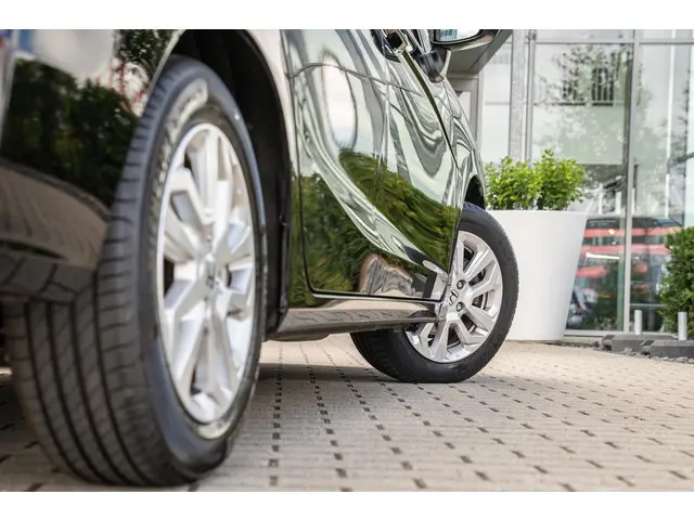 Honda Jazz 1.3i VTEC COMFORT 2019 Benzine 14