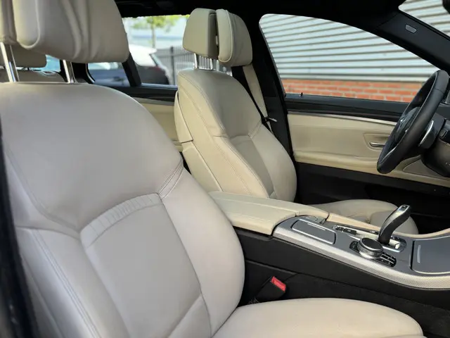 BMW 5 Serie Touring 520i High Executive 2016 Benzine 5