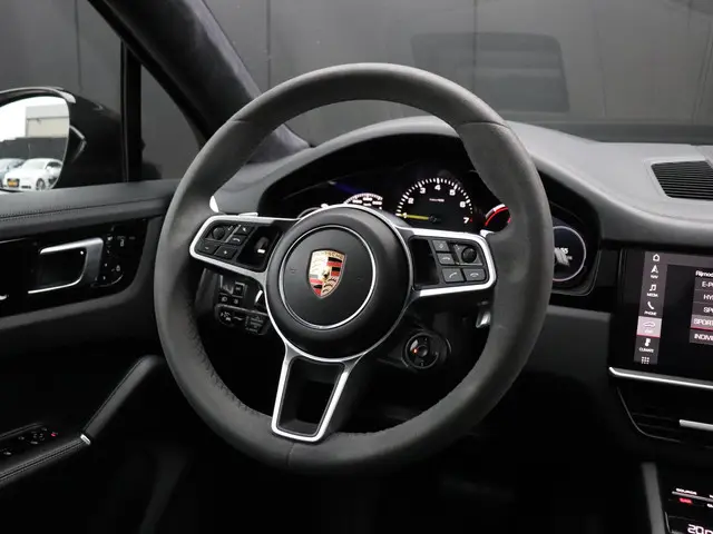 Porsche Cayenne 3.0 E-Hybrid 2020 Hybride Benzine 27
