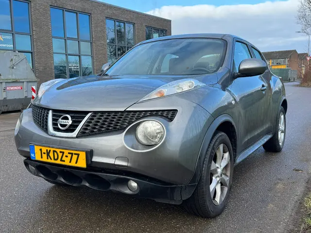Nissan Juke 1.6 Acenta AUTOMAAT NIET 100 2013 Benzine 1