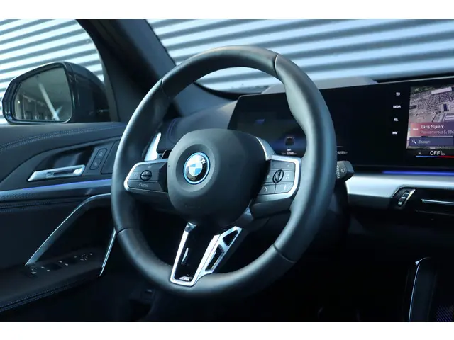 BMW iX1 eDrive20 2024 Elektrisch 28