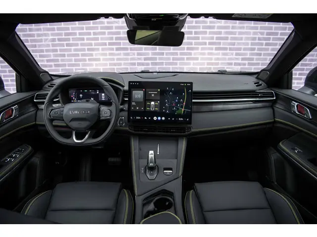 Lynk & Co 01 1.5 More 2025 Hybride Benzine 5
