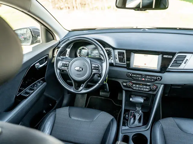 Kia Niro 1.6 GDi Hybrid DynamicLine 2017 Hybride Benzine 6