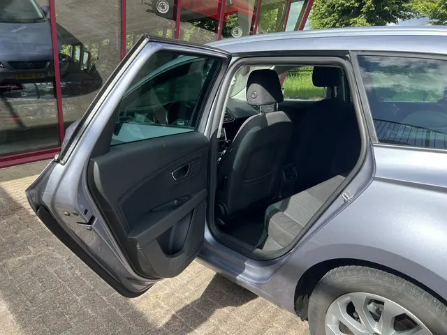 SEAT Leon ST 1.0 EcoTSI Style Connect 2016 Benzine 10
