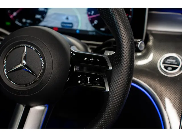 Mercedes-Benz CLE Cabriolet 200 AMG Line 2024 Benzine 35