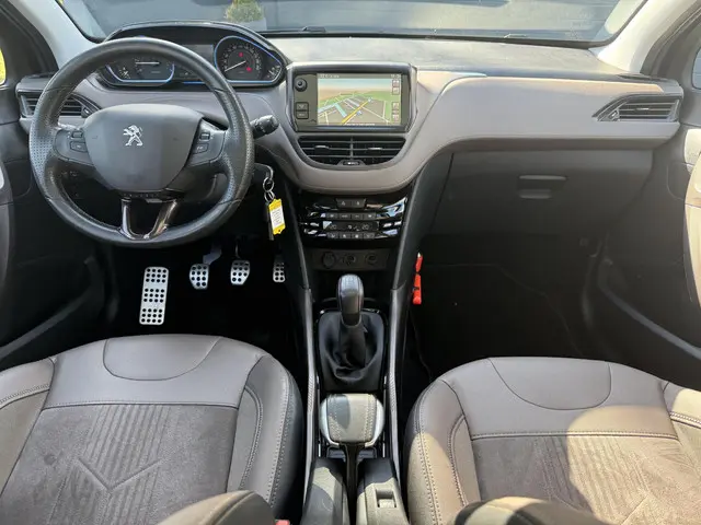 Peugeot 2008 1.6 VTi Féline 2013 Benzine 7