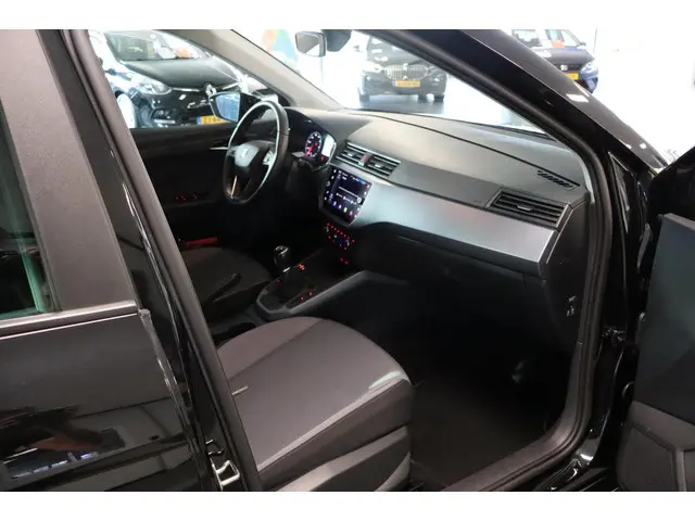 SEAT Arona 1.0 TSI Style Business Intense 2021 Benzine 19