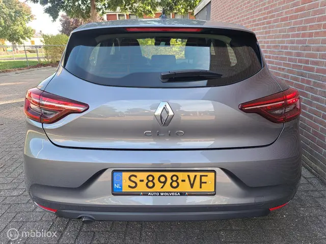 Renault Clio 1.0 TCe 90 Equilibre 2023 Benzine 4