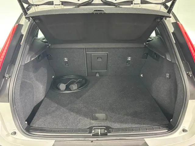 Volvo XC40 Recharge P8 AWD R-Design 2020 Elektrisch 30