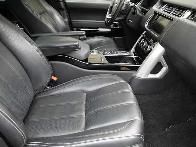 Land Rover Range Rover 4.4 SDV8 Autobiography 2013 Diesel 40